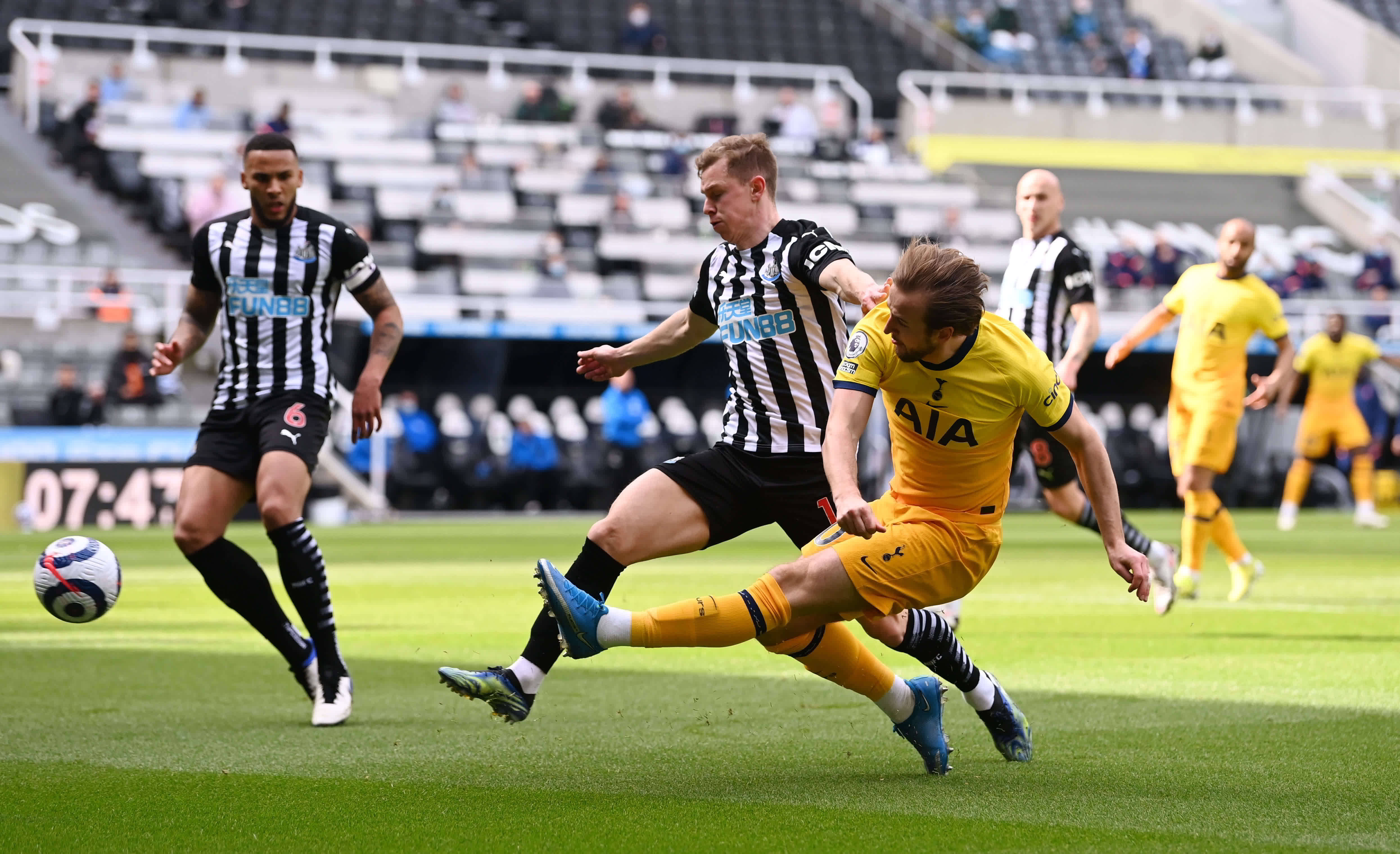 他凭借精湛 他凭借精湛